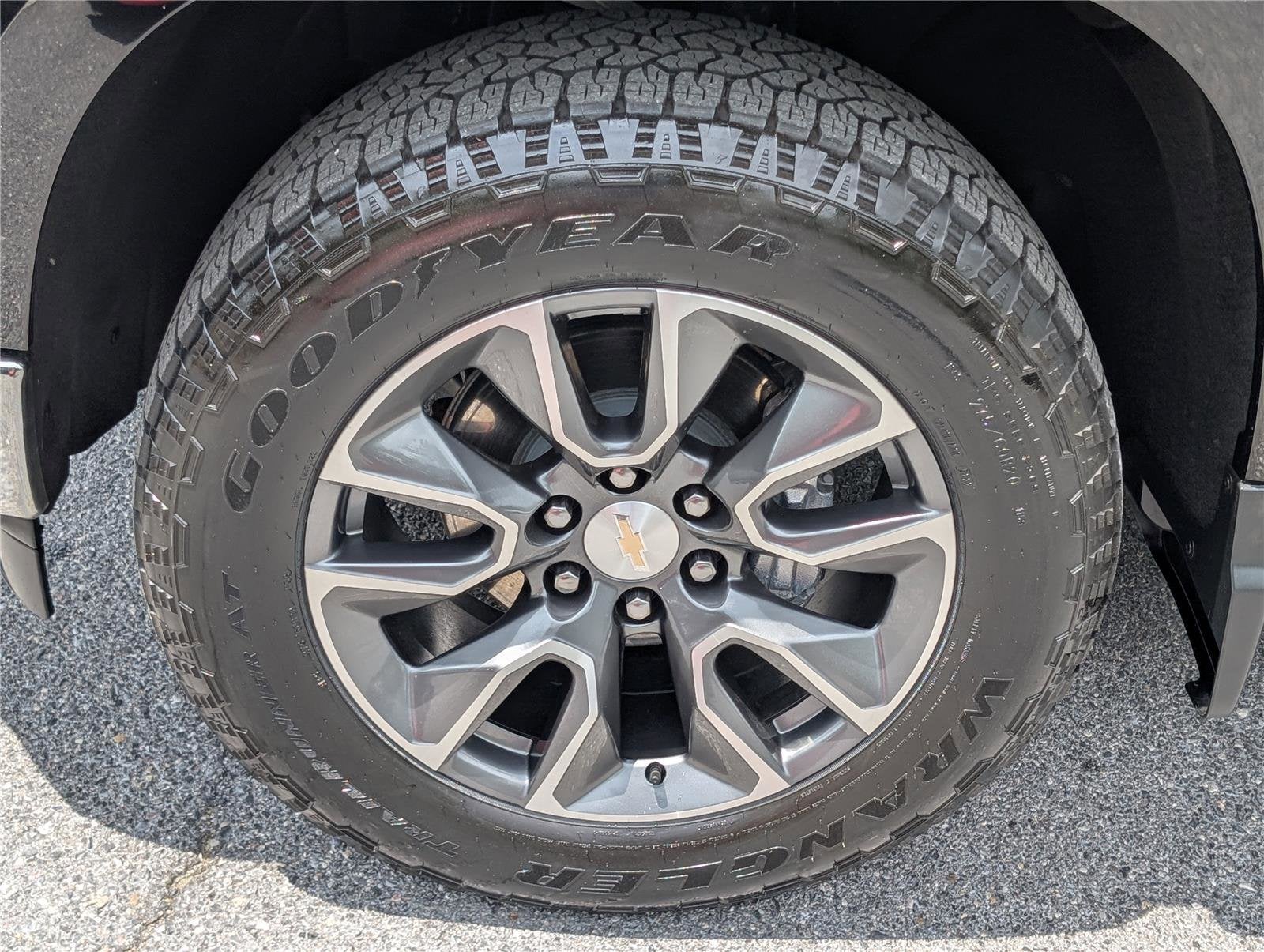 2023 Chevrolet Silverado 1500 LT (2FL)