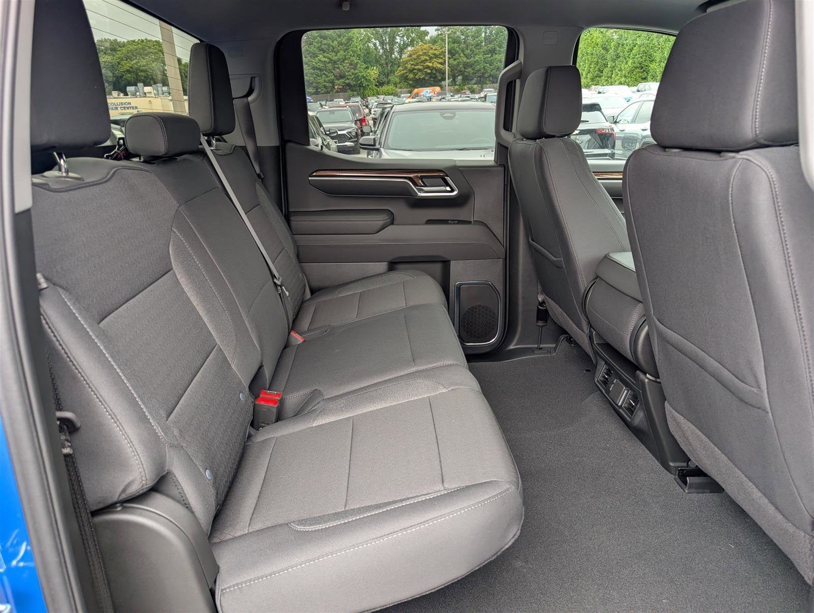 2025 Chevrolet Silverado 1500 LT (2FL)