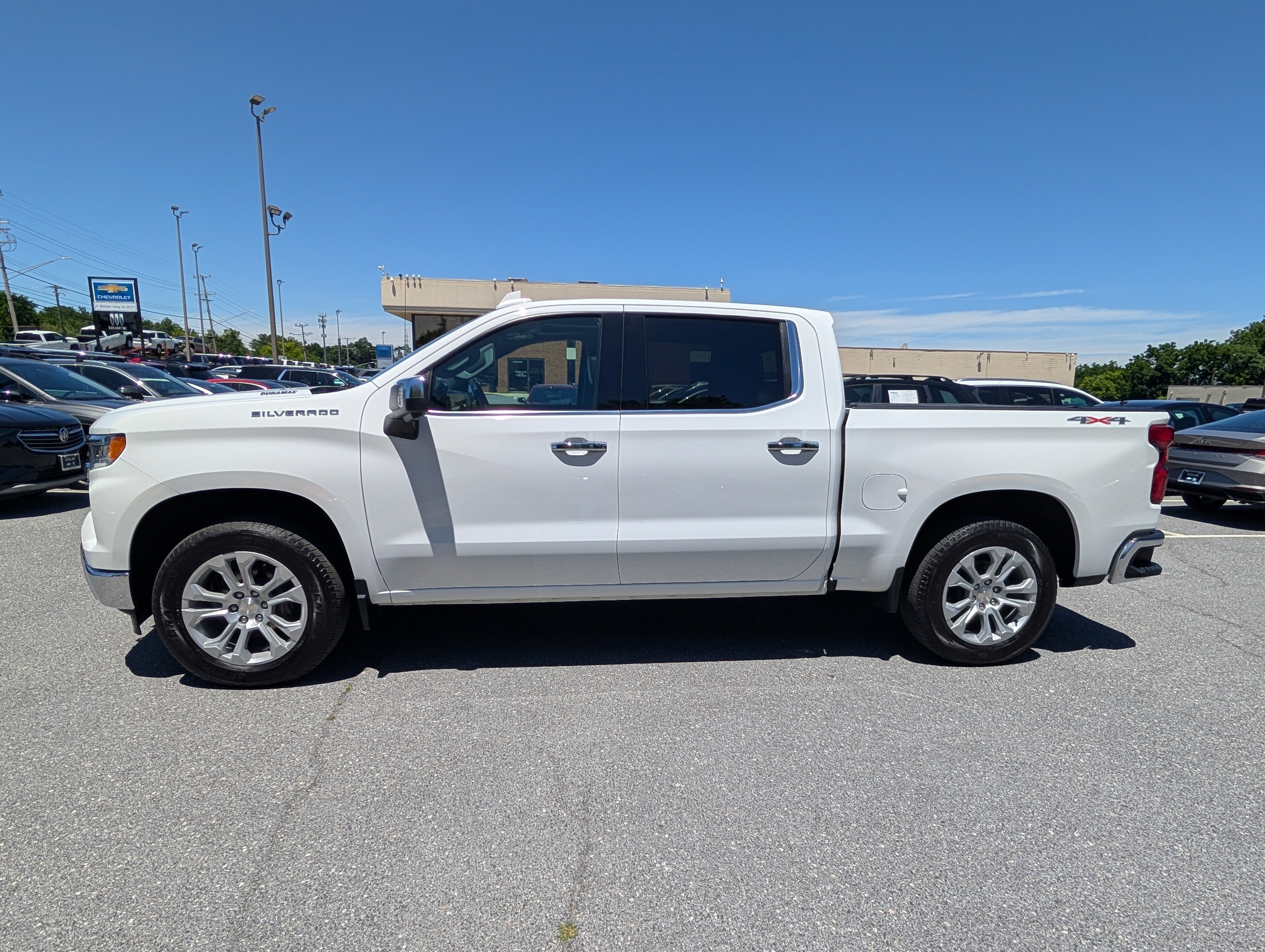 2023 Chevrolet Silverado 1500 LTZ