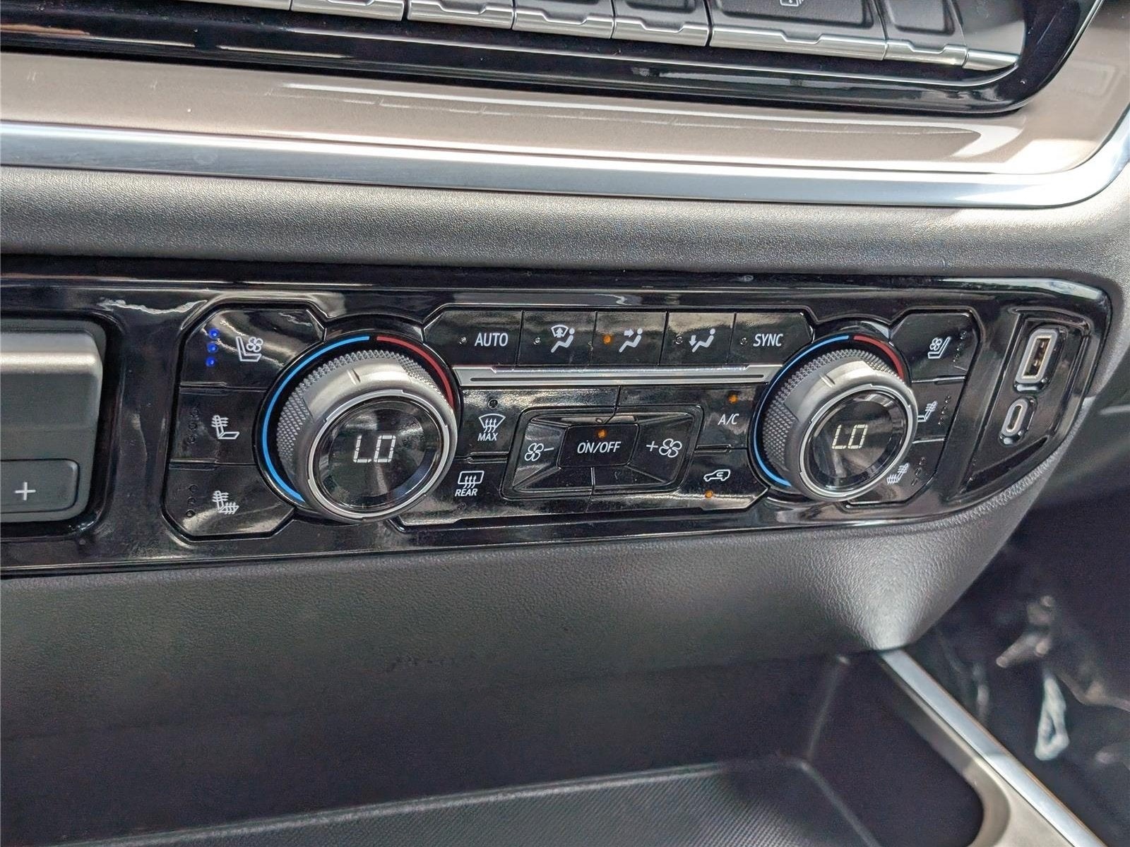 2023 Chevrolet Silverado 1500 High Country