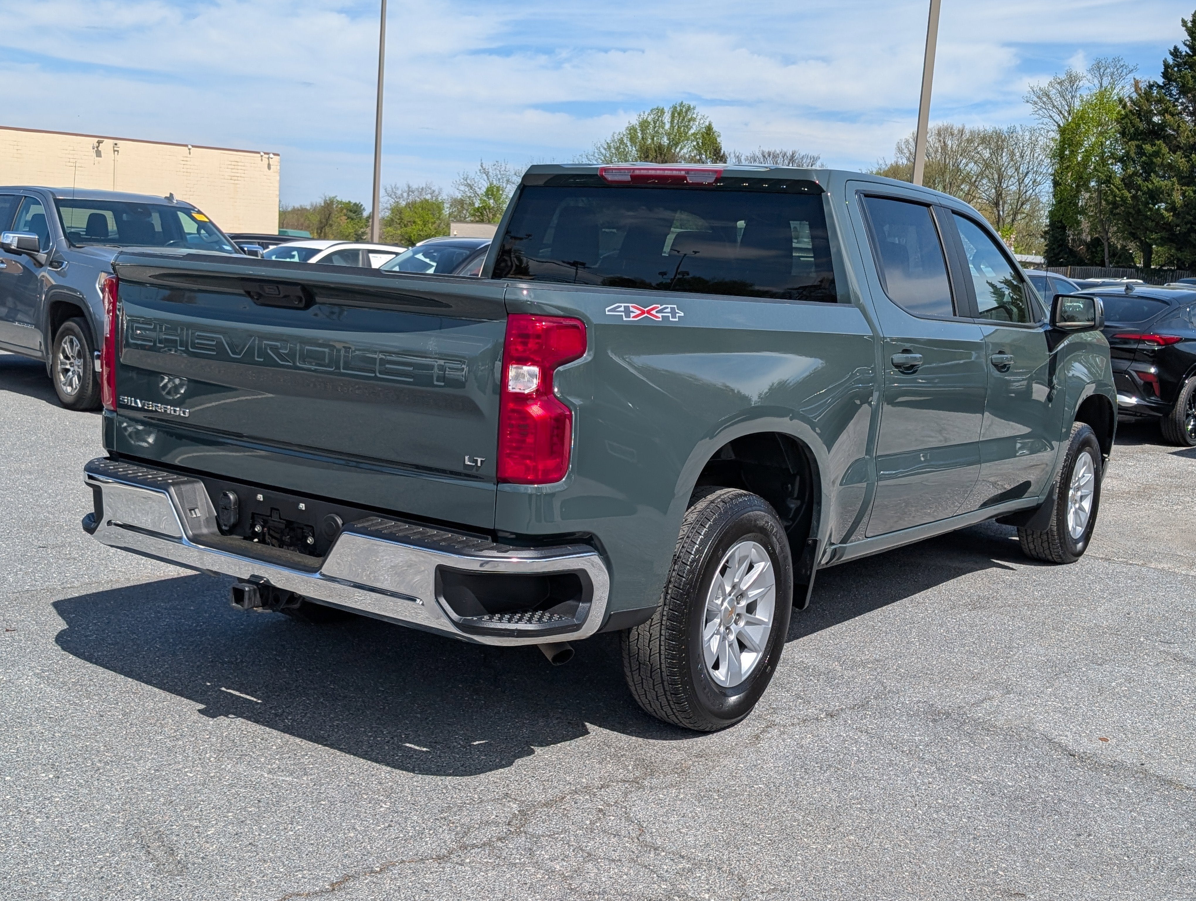 2025 Chevrolet Silverado 1500 LT