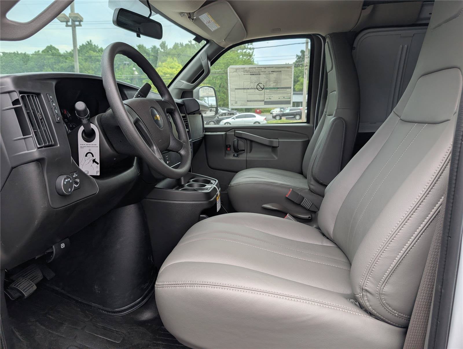 2026 Chevrolet Express Cargo WT