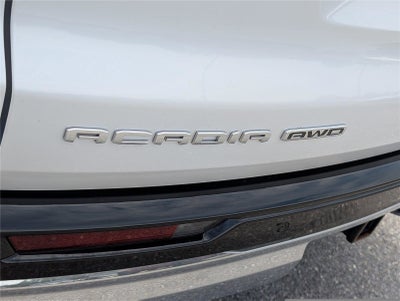 2024 GMC Acadia Denali