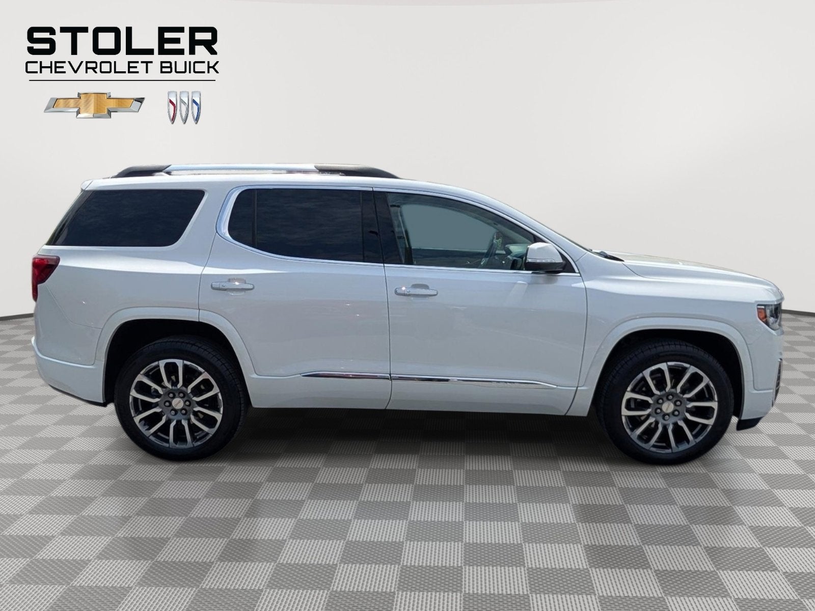 2022 GMC Acadia Denali