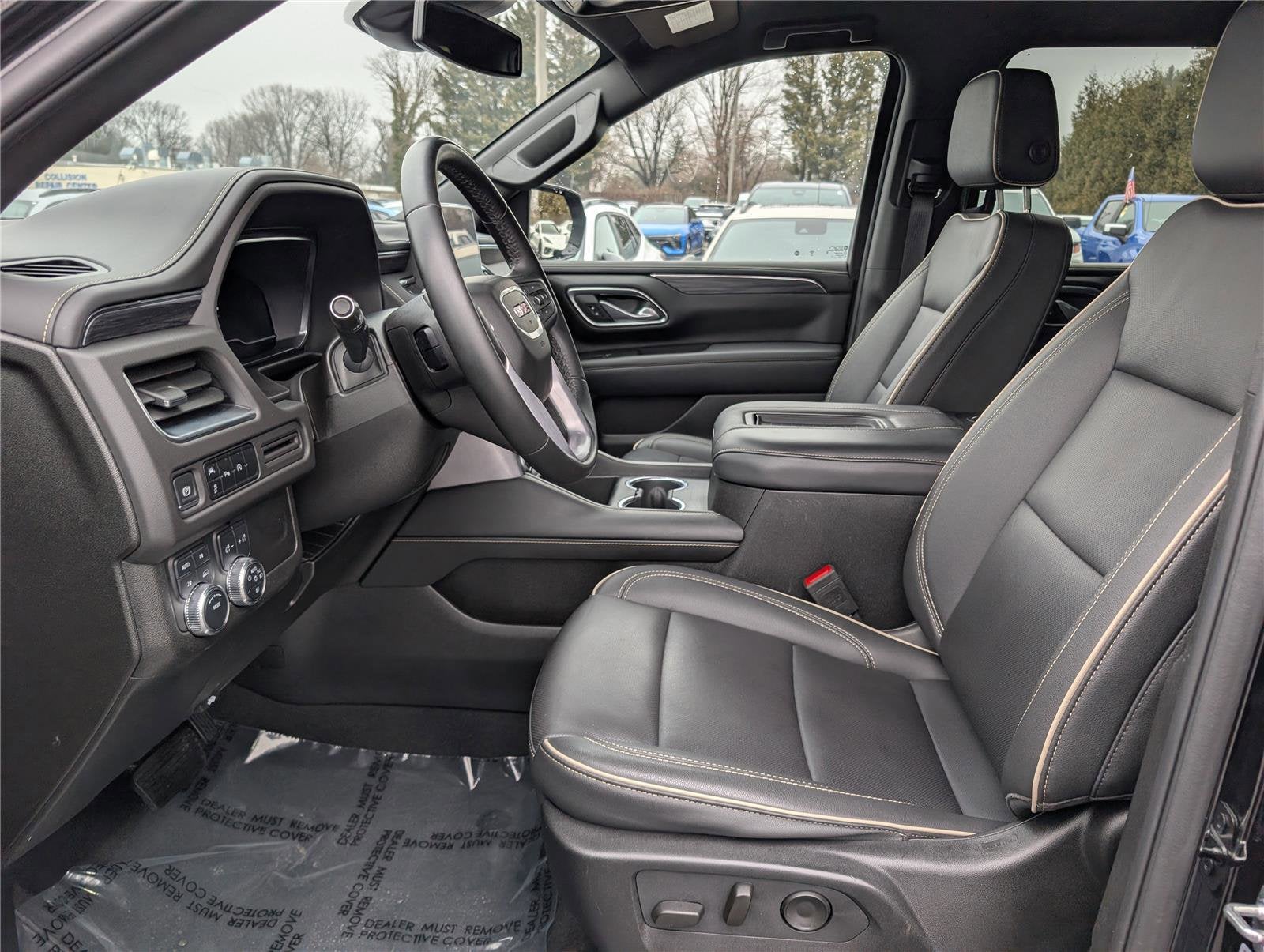 2024 GMC Yukon XL SLT