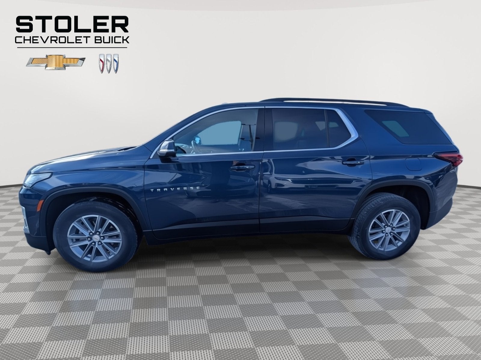 2022 Chevrolet Traverse LT Leather