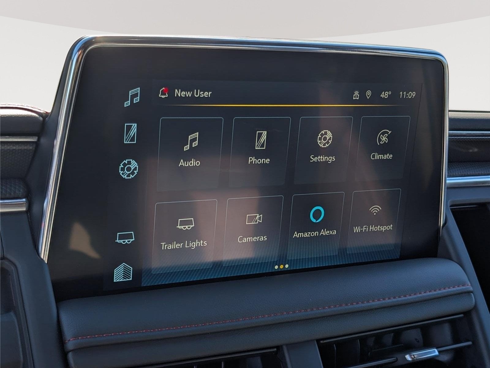 2024 Chevrolet Suburban RST