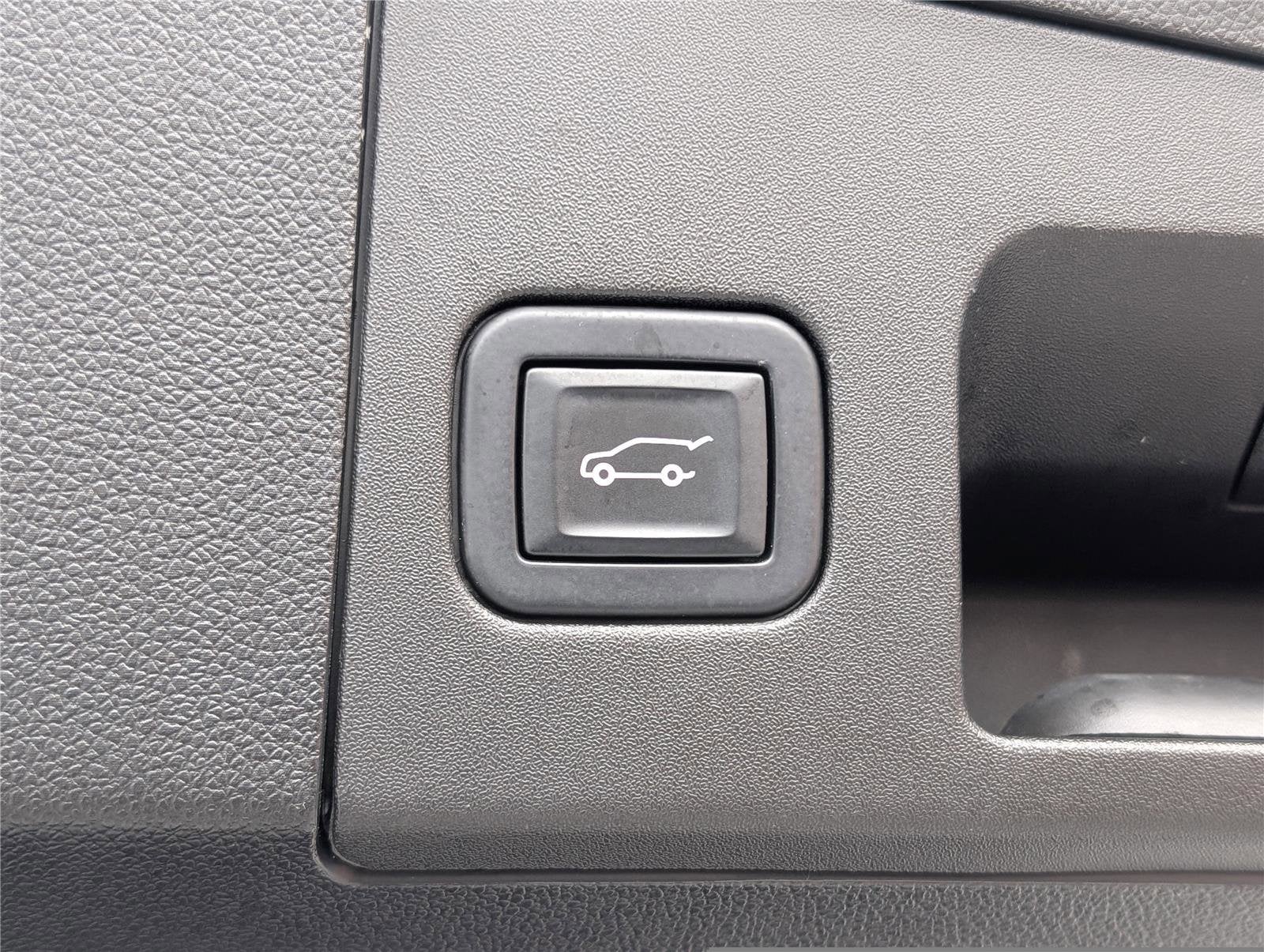 2022 Cadillac XT4 Sport