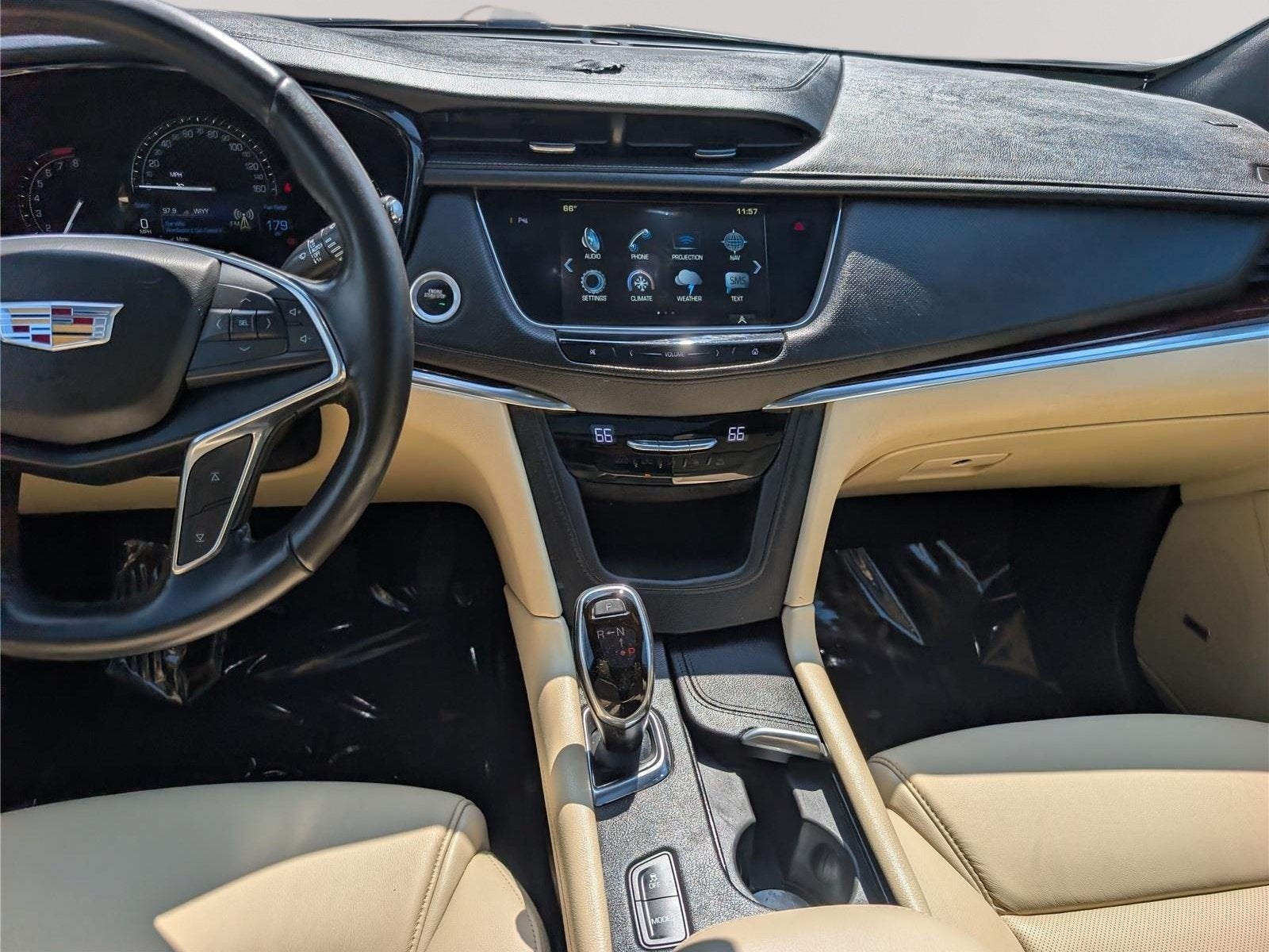 2018 Cadillac XT5 Premium Luxury FWD