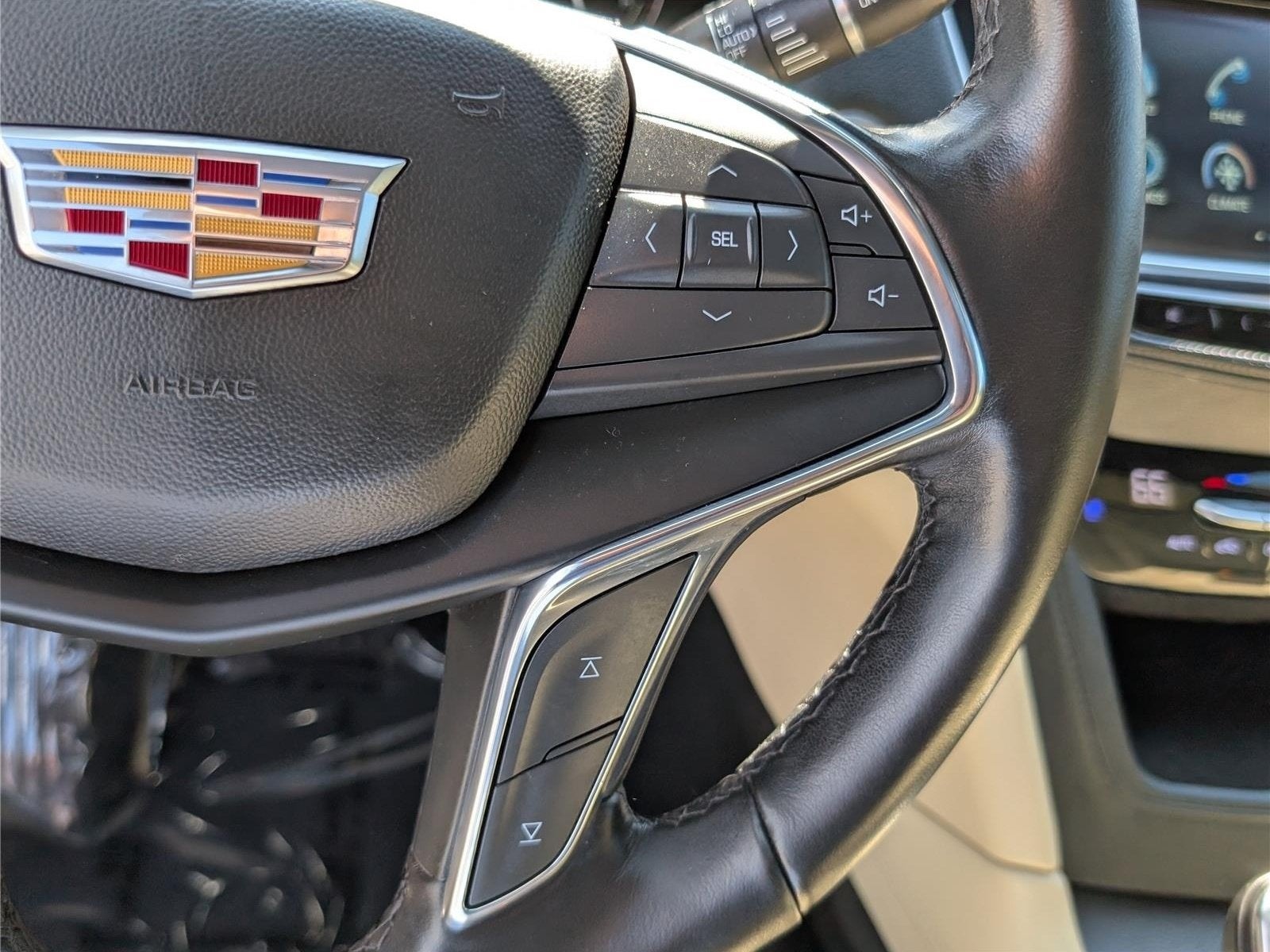2018 Cadillac XT5 Premium Luxury FWD