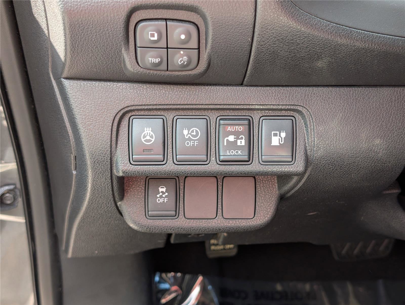 2015 Nissan LEAF S