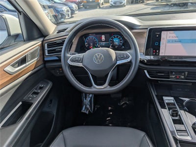 2024 Volkswagen Atlas 2.0T SE w/Technology