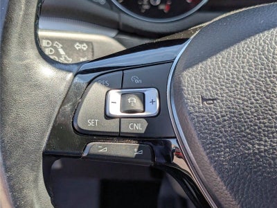 2018 Volkswagen Passat 2.0T SE