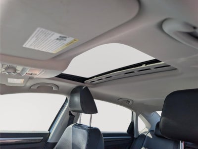 2018 Volkswagen Passat 2.0T SE