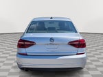 2018 Volkswagen Passat 2.0T SE