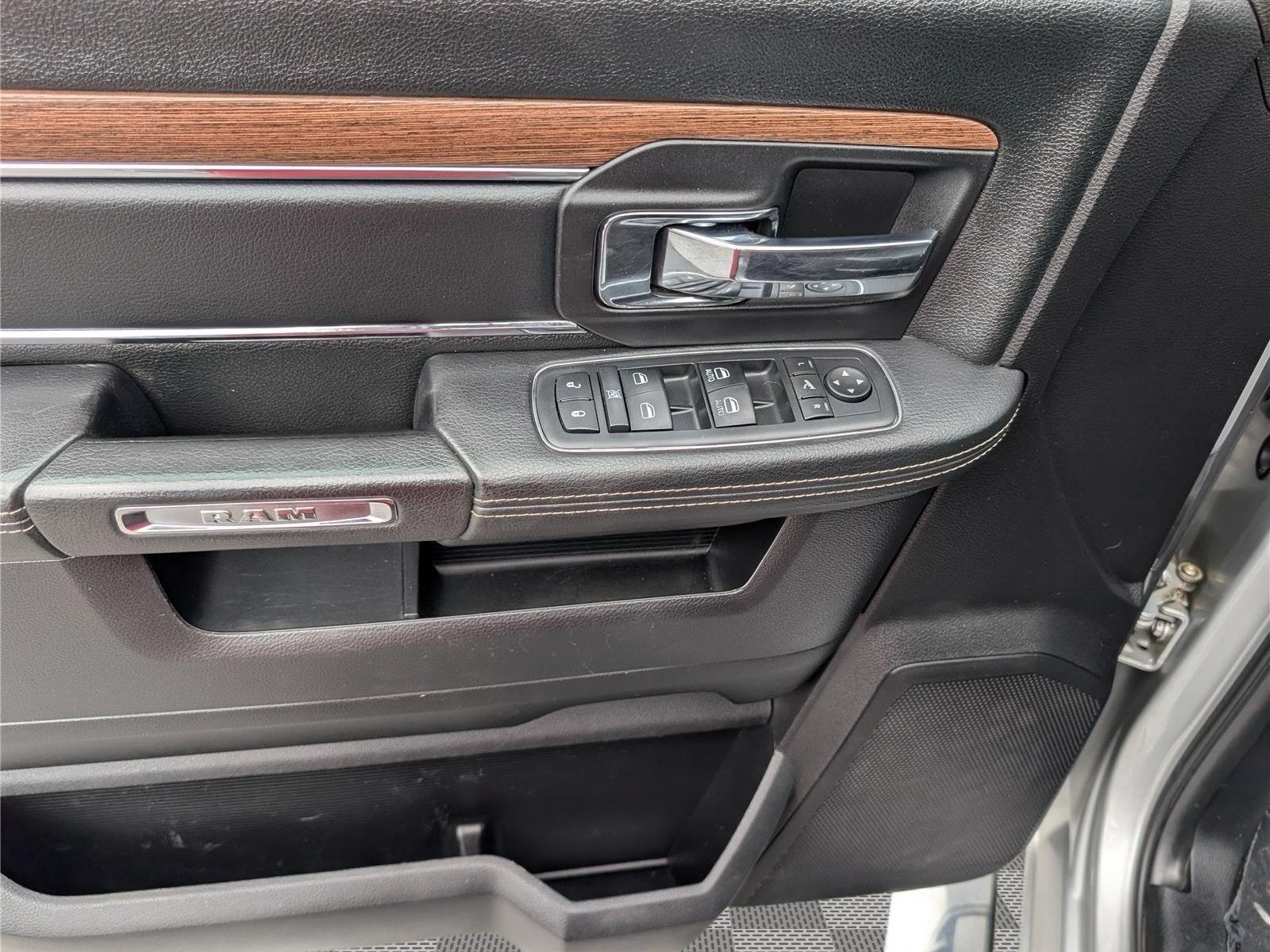 2016 RAM 3500 Laramie