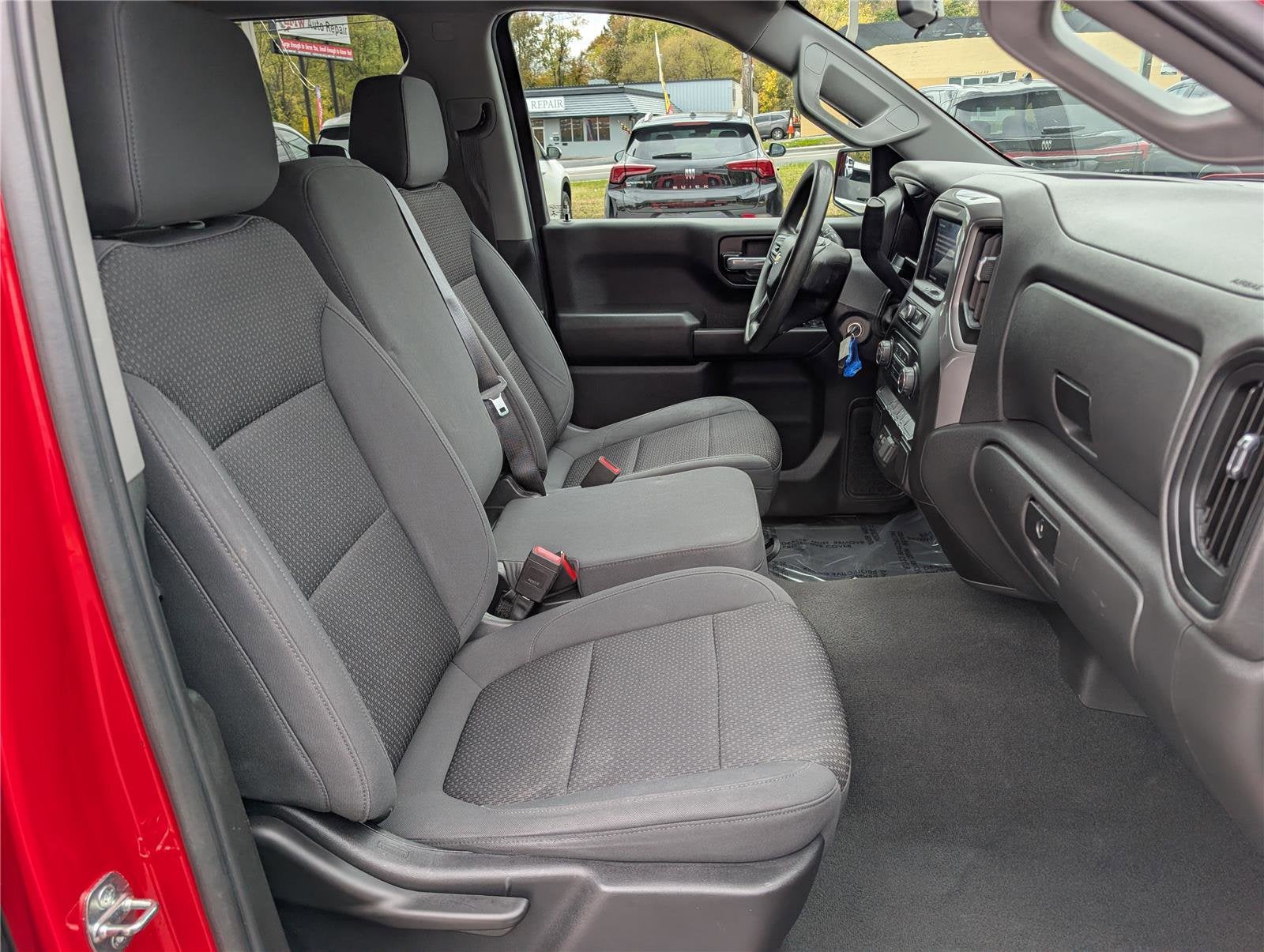 2021 Chevrolet Silverado 1500 Custom