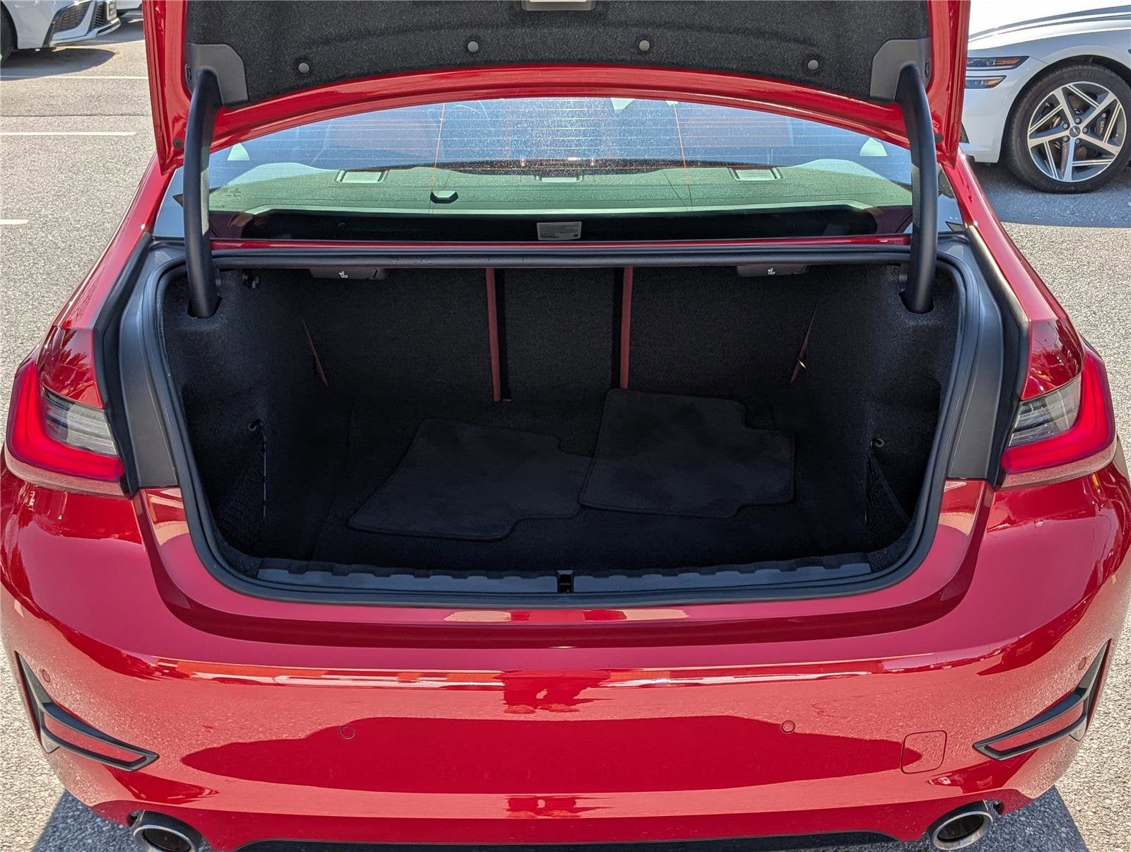 2022 BMW 3 Series 330i