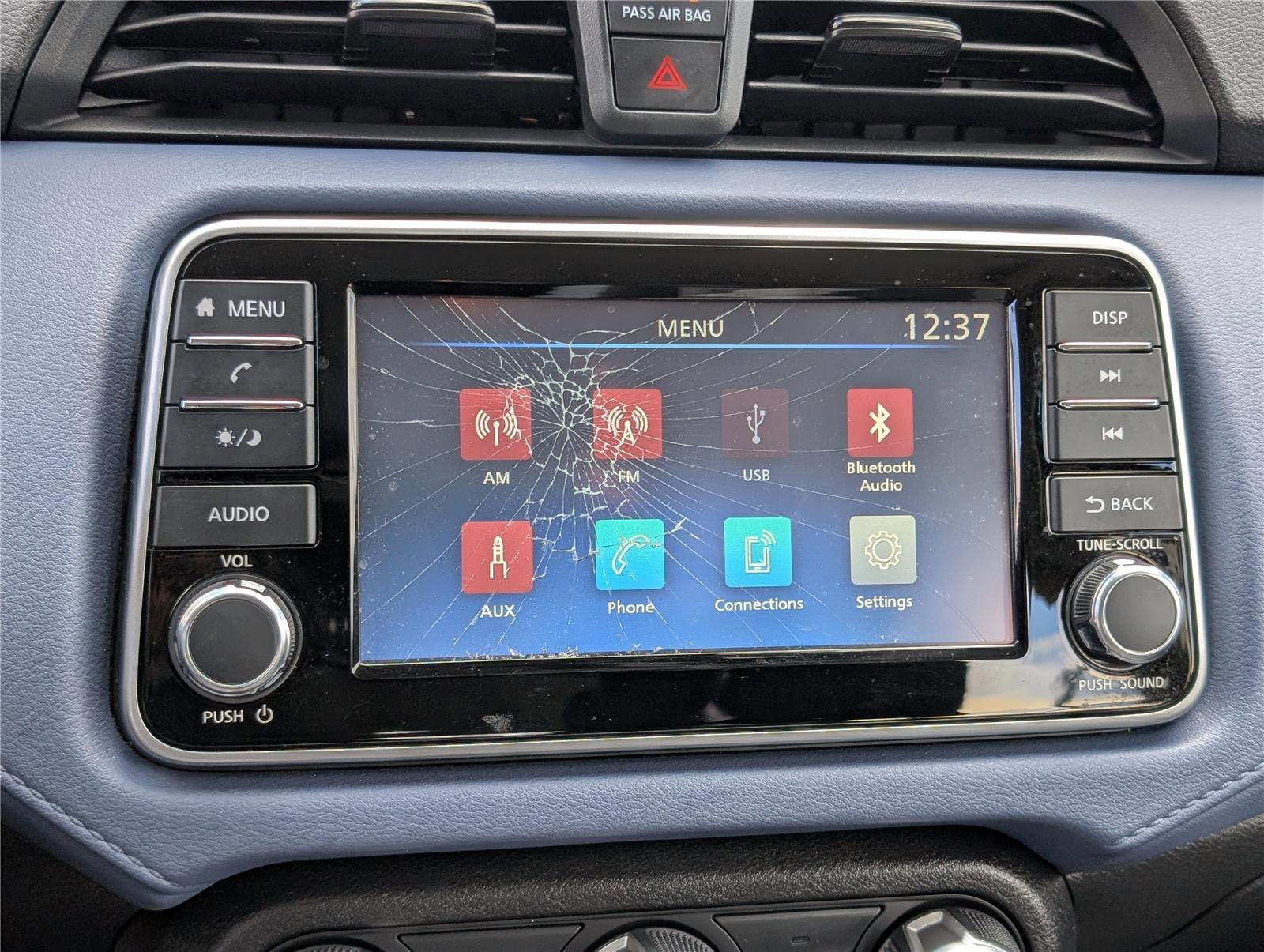 2024 Nissan Versa SV