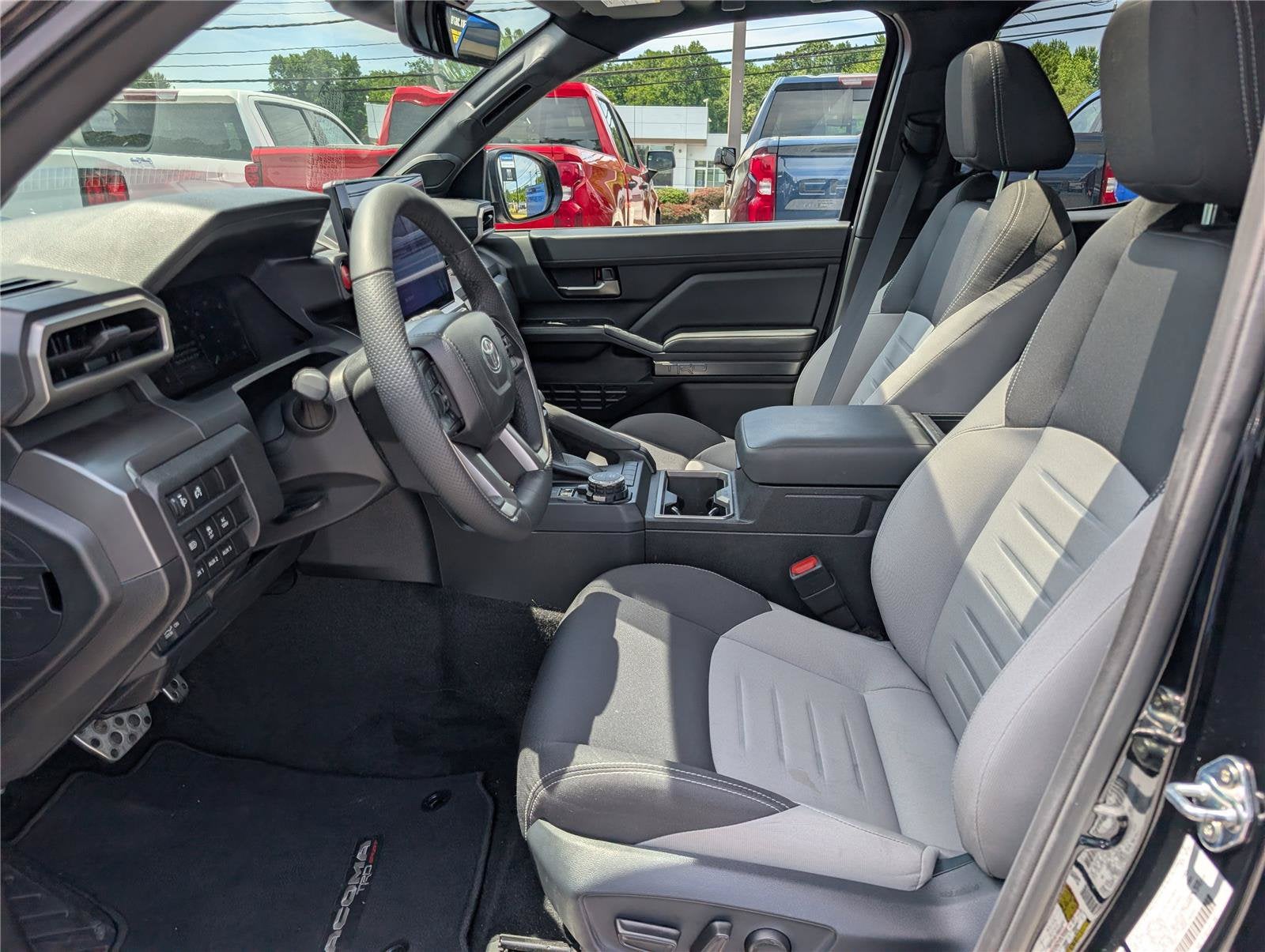 2025 Toyota Tacoma 4WD SR