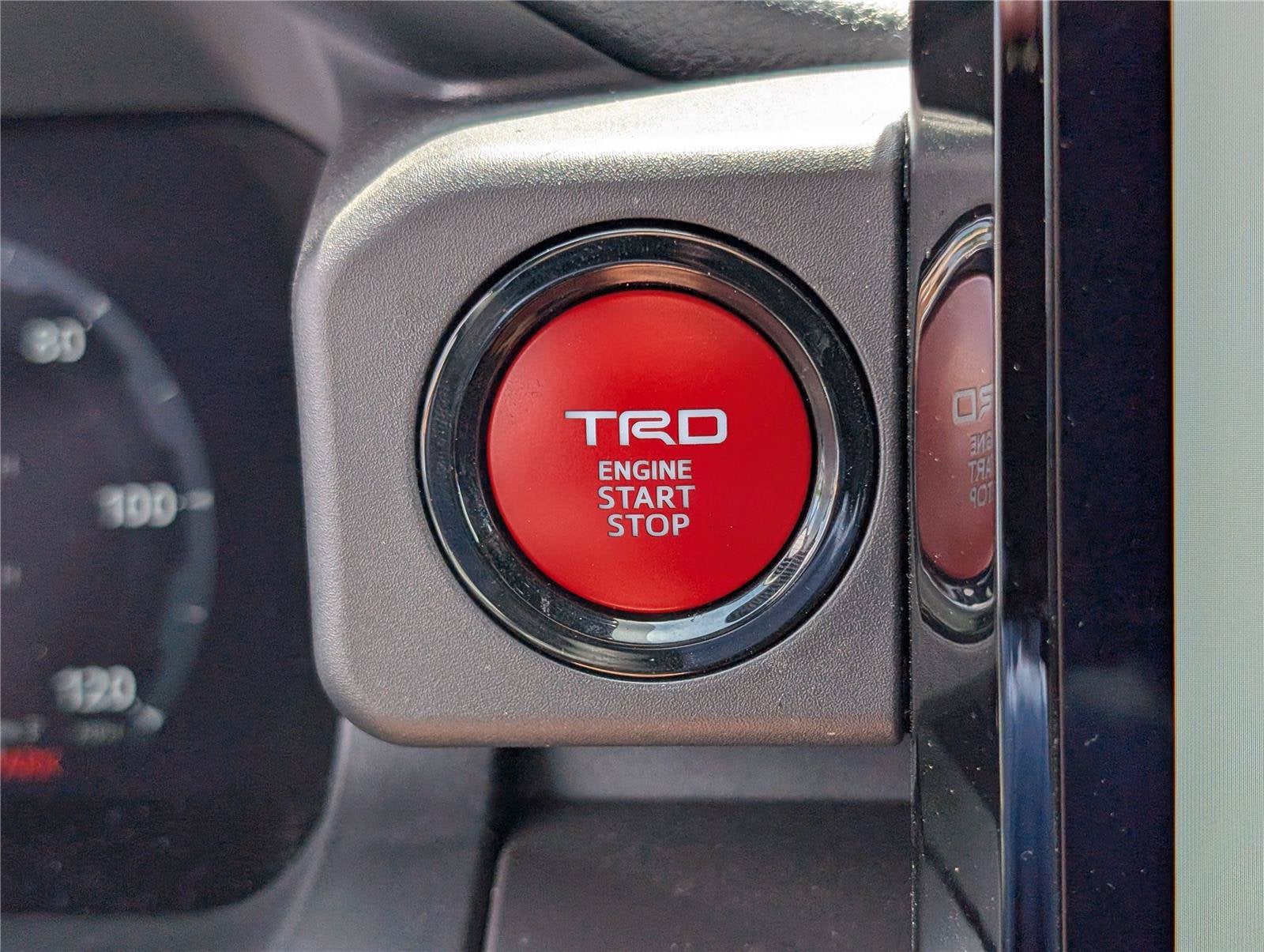 2025 Toyota Tacoma 4WD SR