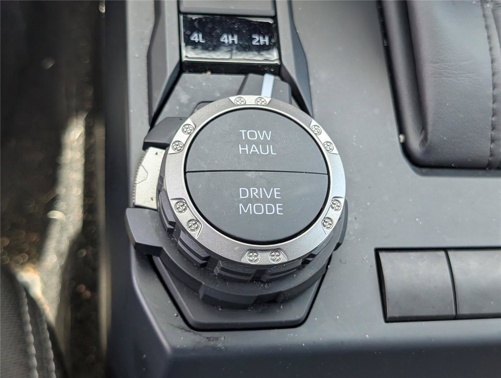 2025 Toyota Tacoma 4WD SR
