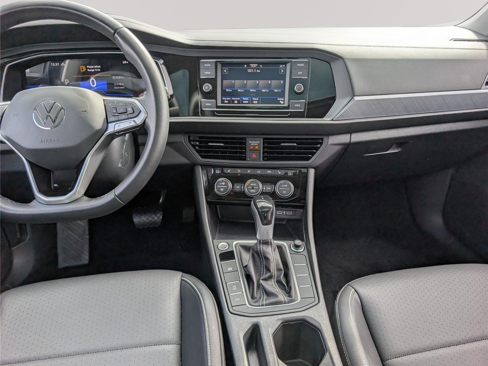 2023 Volkswagen Jetta SE
