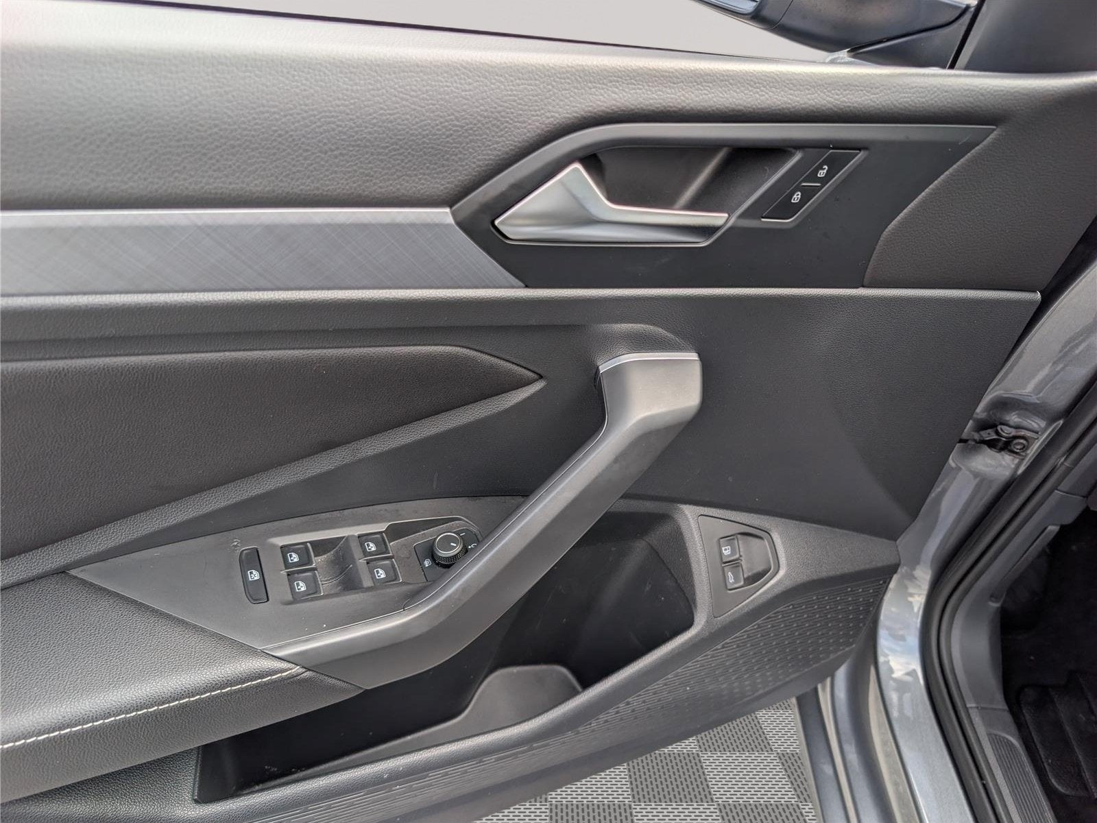 2023 Volkswagen Jetta SE
