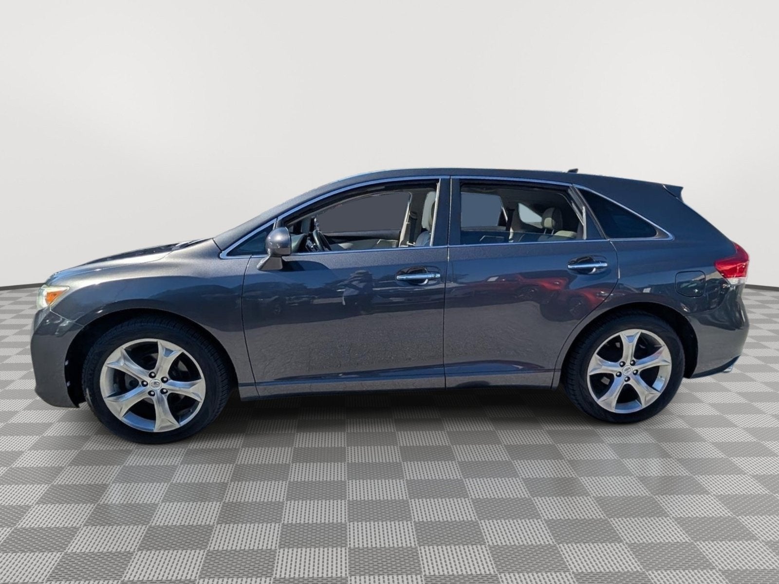 2010 Toyota Venza 4dr Wgn V6 AWD (Natl)