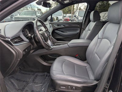 2022 Buick Enclave Essence