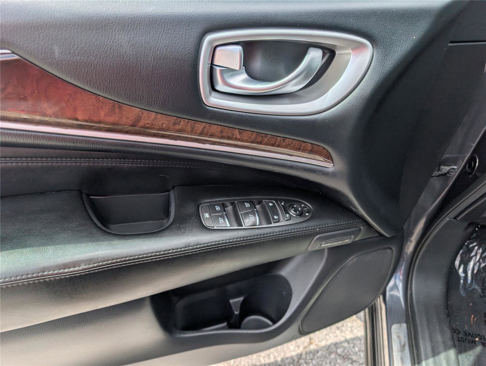 2013 INFINITI JX35 AWD 4dr