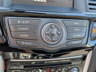 2020 Nissan Pathfinder SV