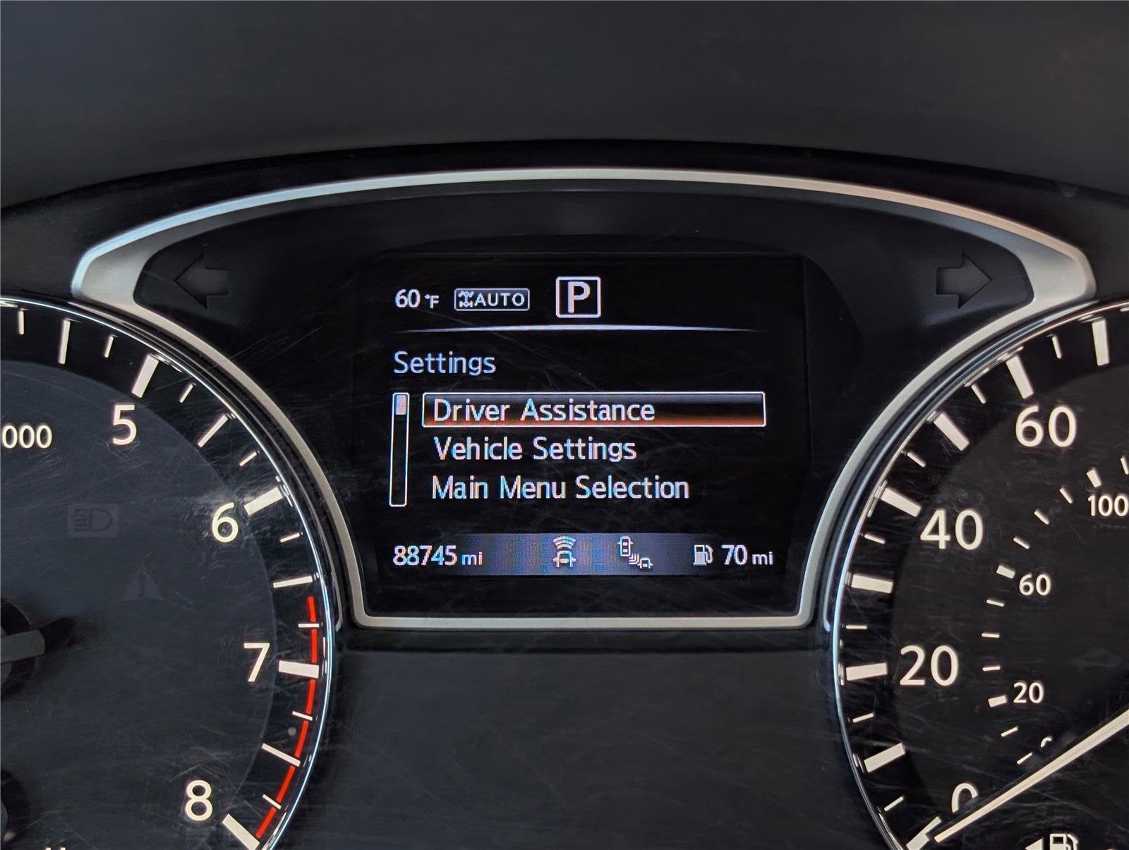 2020 Nissan Pathfinder SV