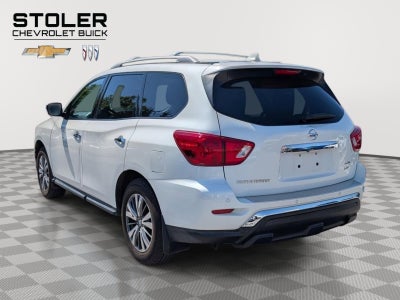 2020 Nissan Pathfinder SV