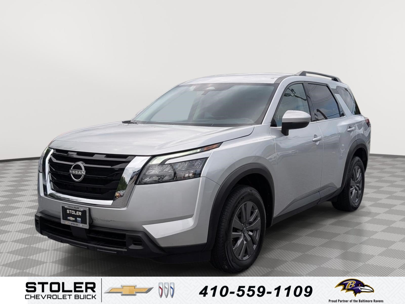 2024 Nissan Pathfinder SV