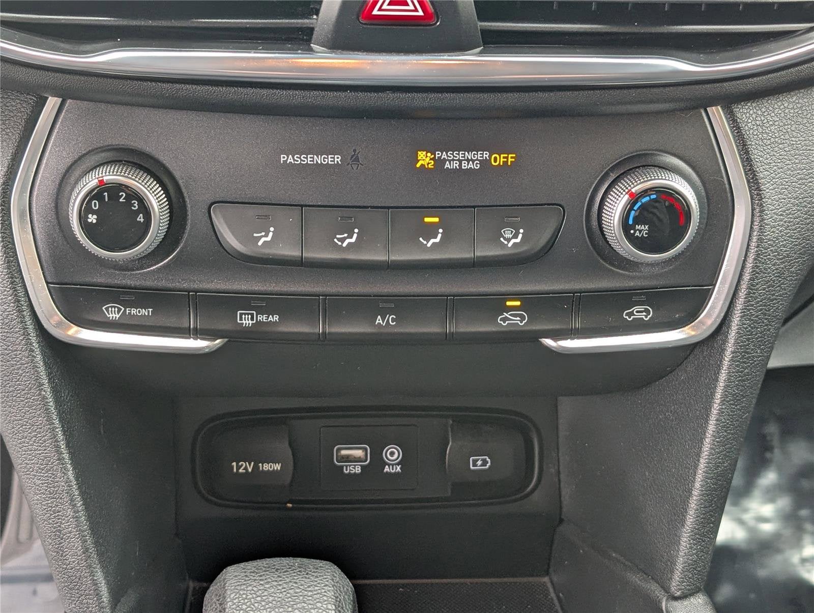 2020 Hyundai Santa Fe SE