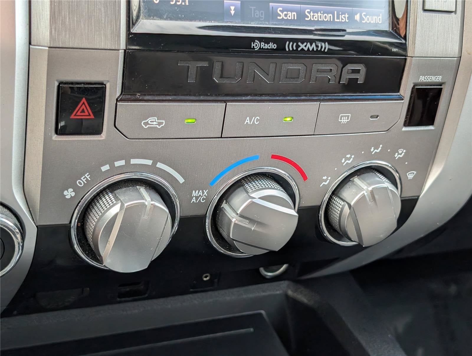 2015 Toyota Tundra 4WD Truck SR5