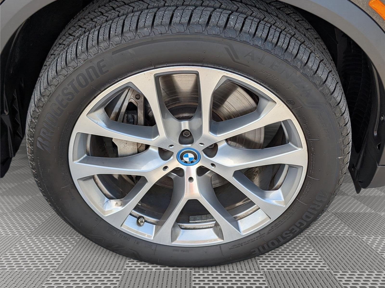 2025 BMW X5 xDrive50e