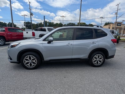 2022 Subaru Forester Premium
