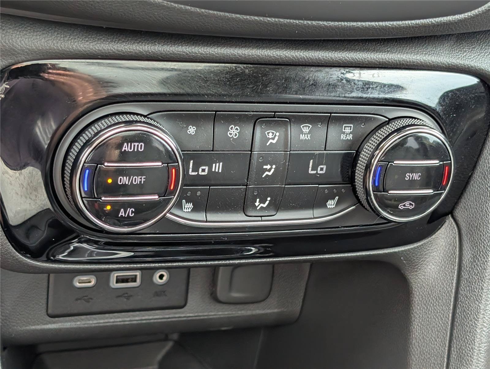 2023 Buick Encore GX Essence