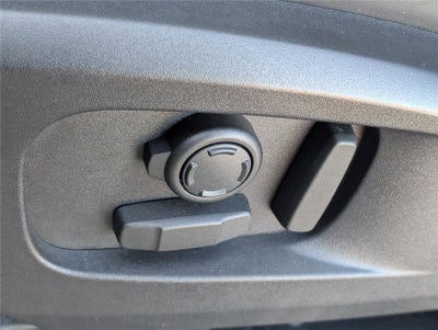 2025 Land Rover Defender X-Dynamic SE