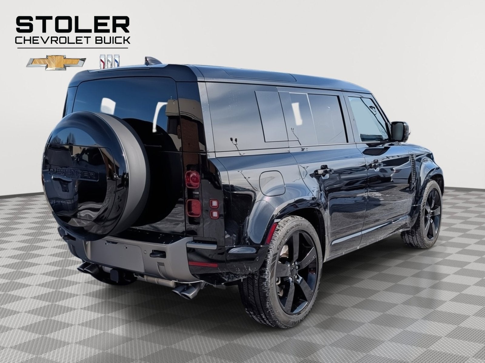 2025 Land Rover Defender X-Dynamic SE