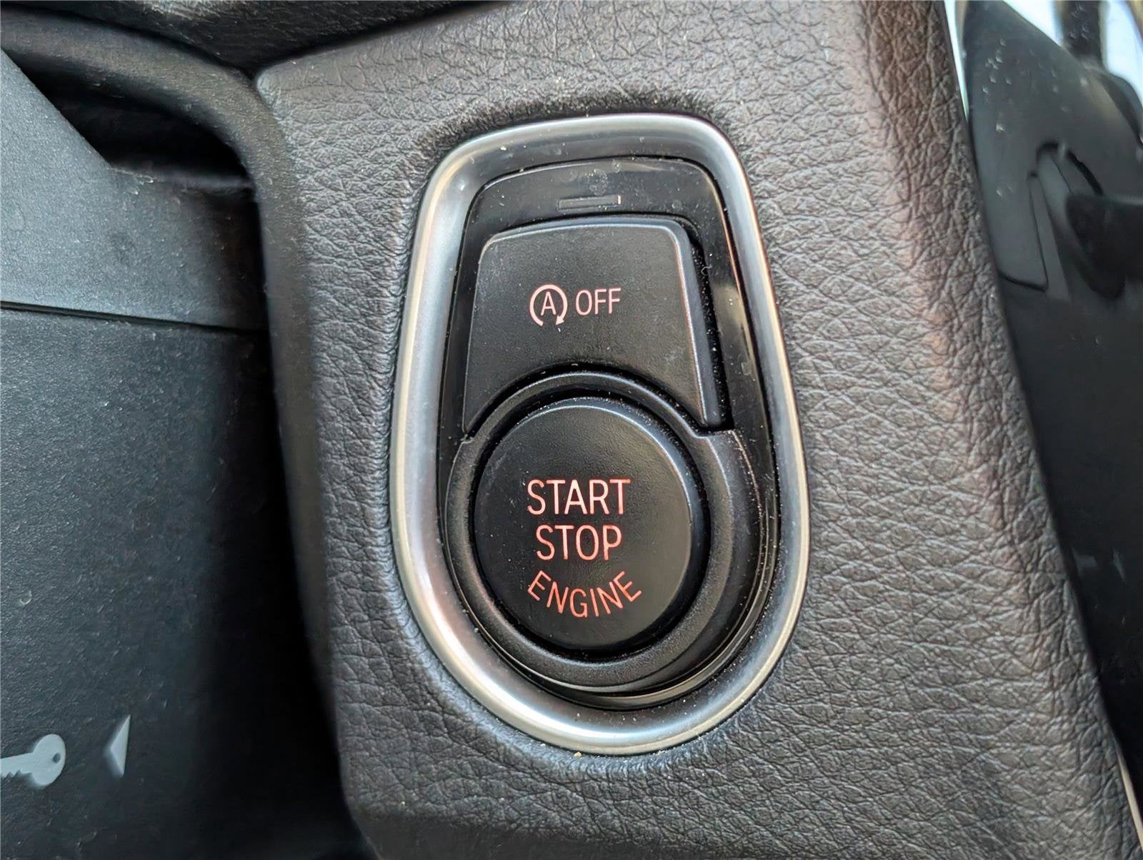 2017 BMW 3 Series 320i