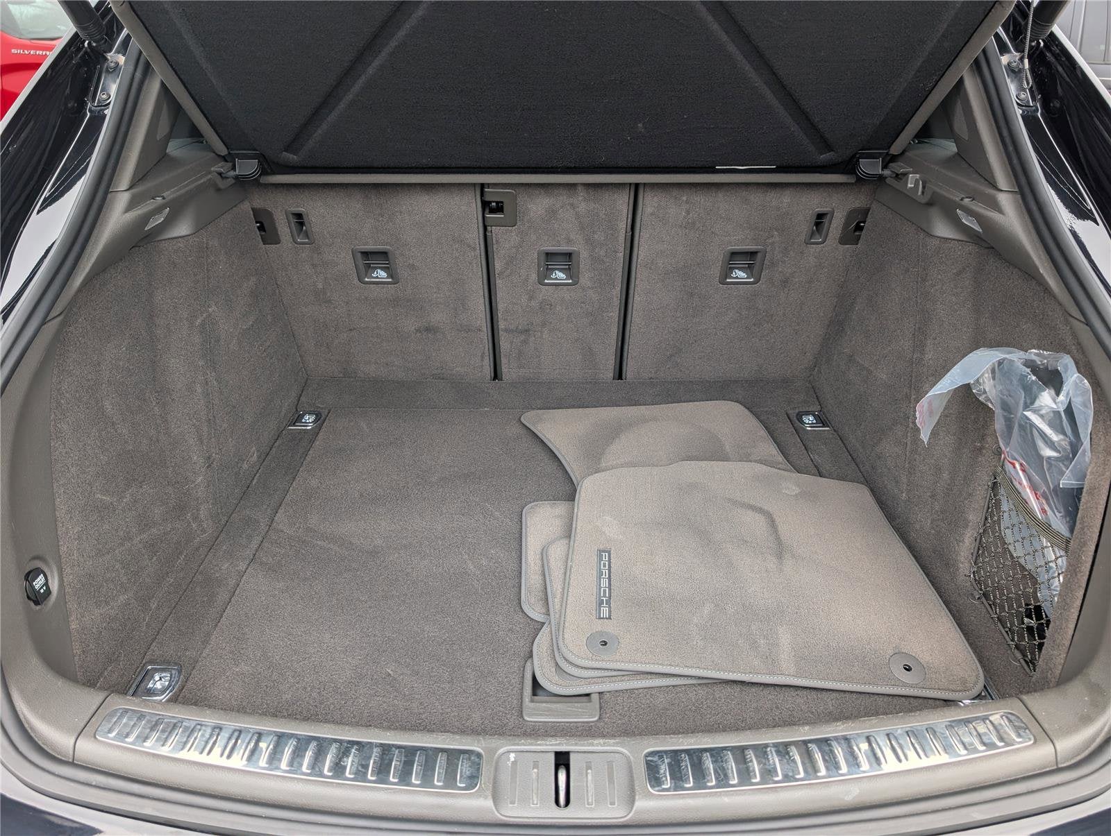 2021 Porsche Macan S