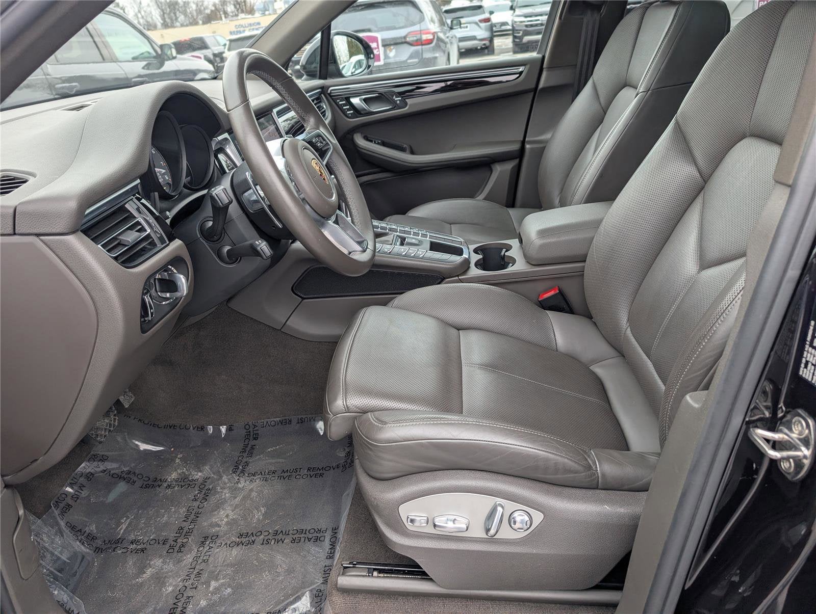 2021 Porsche Macan S