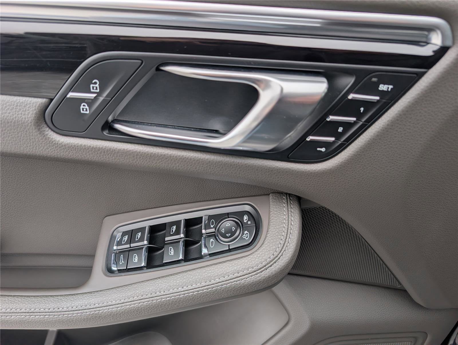 2021 Porsche Macan S