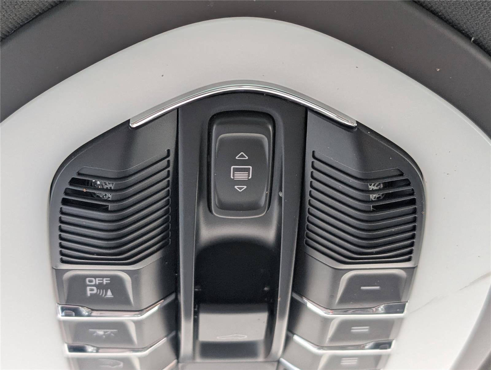 2021 Porsche Macan S